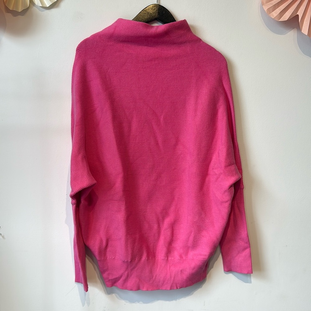 Blu ivy pink dolman knit tunic med/large